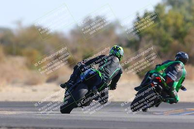 media/Dec-18-2022-SoCal Trackdays (Sun) [[8099a50955]]/Turn 7 Backside (1125am)/